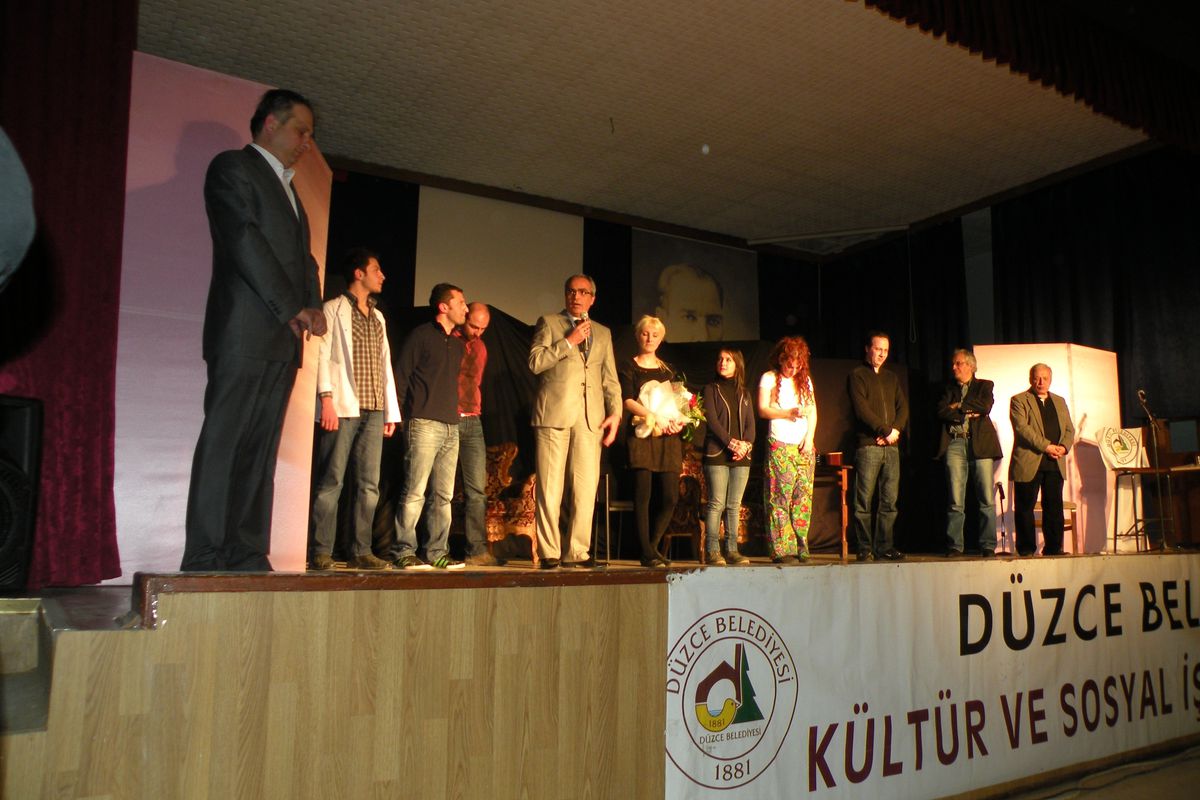 27 Mart Dünya Tiyatrolar Günü