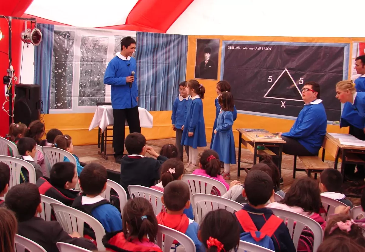 AK Parti Gençlik Kolları\'ndan Eğitime Destek