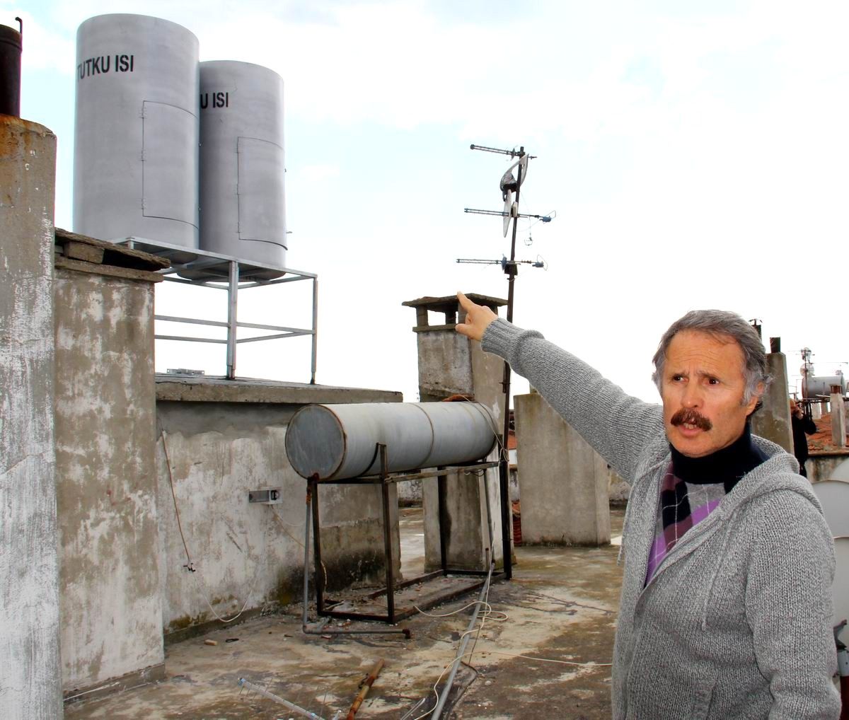 Akçay\'da Baz İstasyonu Tepkisi