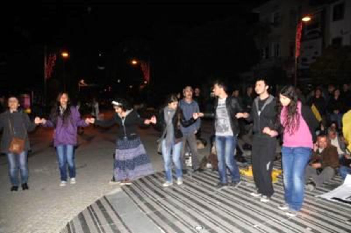 Antalya\'da 4+4+4\'ü Protesto