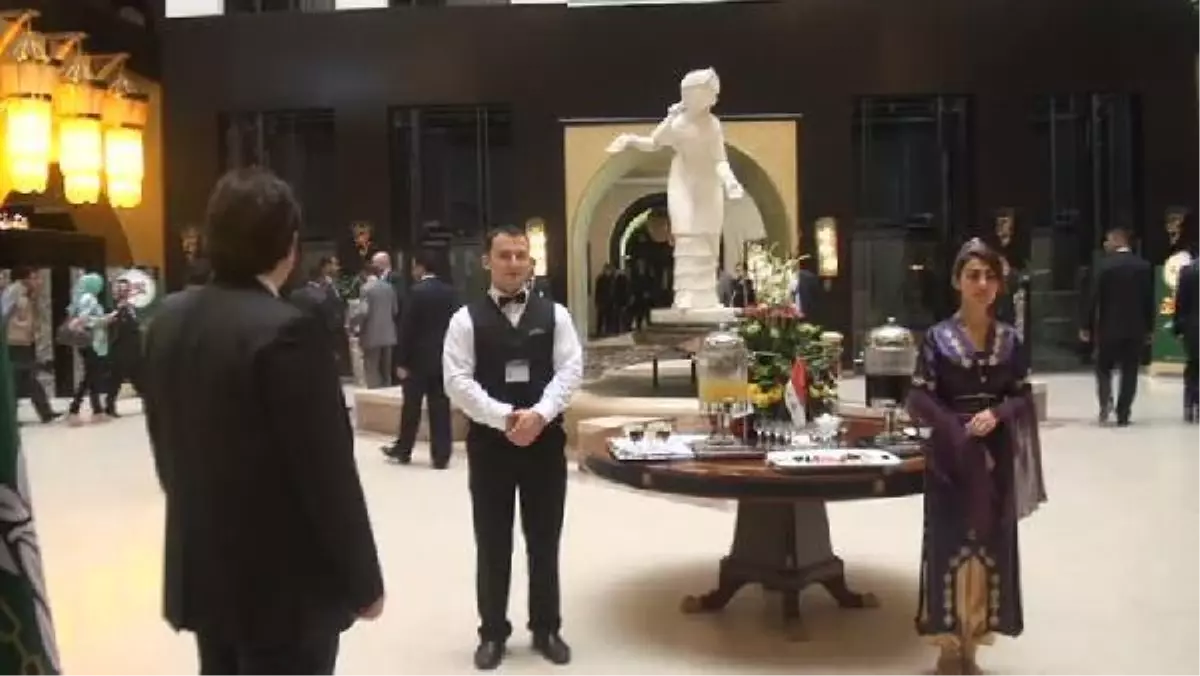 Arap Birliği Zirvesi Liderlerini Türkler Ağırlıyor