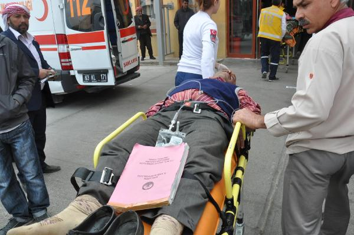 At Arabasından Düştü Yakınları \'Kaza Var\' Diye Ambulans İstedi