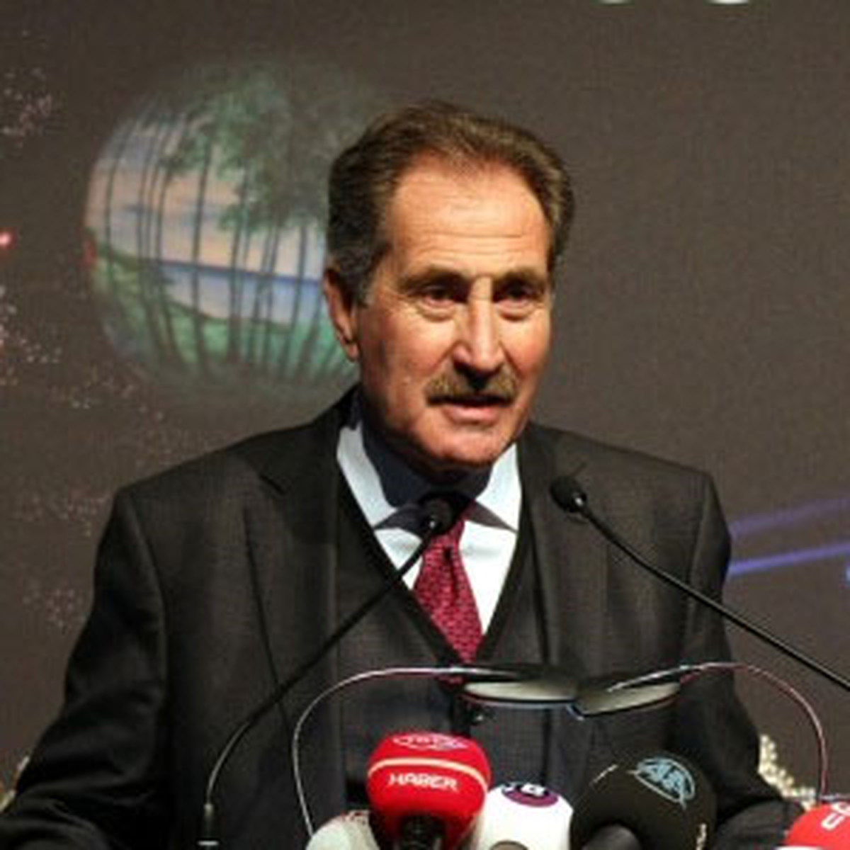 Bakan Günay Adana\'da