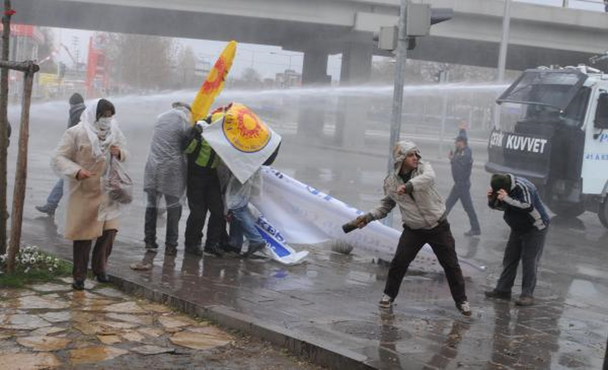 Başkentte Kesk Eylemine Polis Müdahalesi