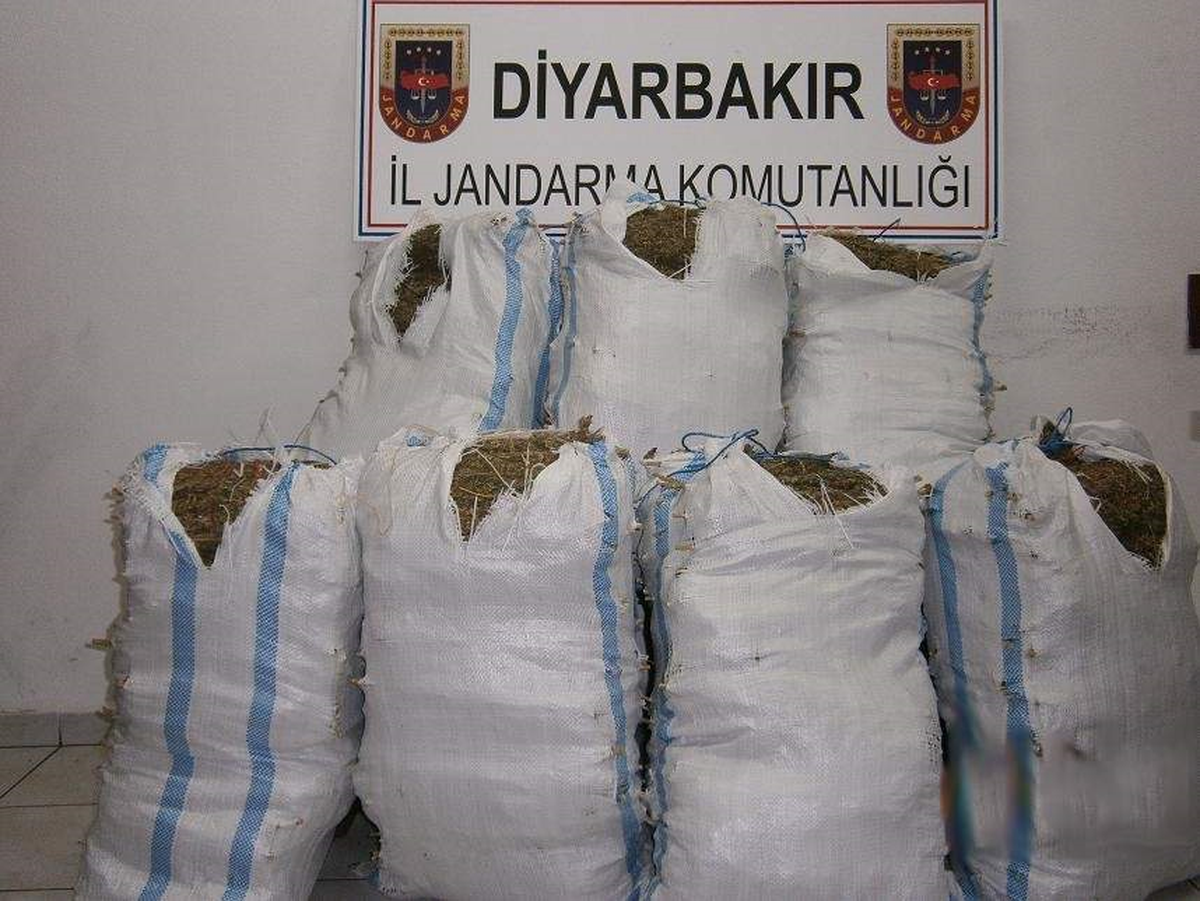 Diyarbakır\'da 108 Kilo Esrar Ele Geçirildi