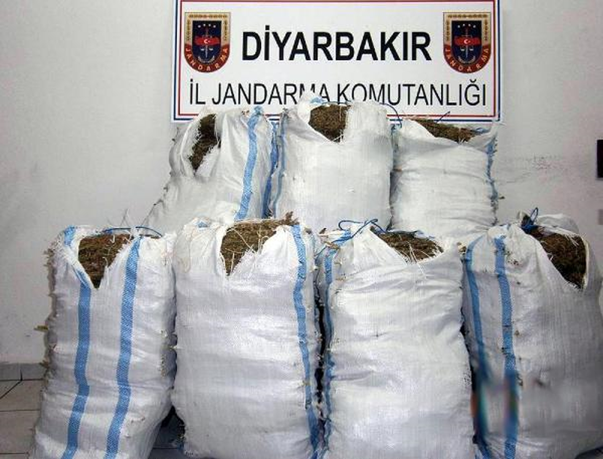 Diyarbakır\'da 108 Kilo Esrar Ele Geçirildi