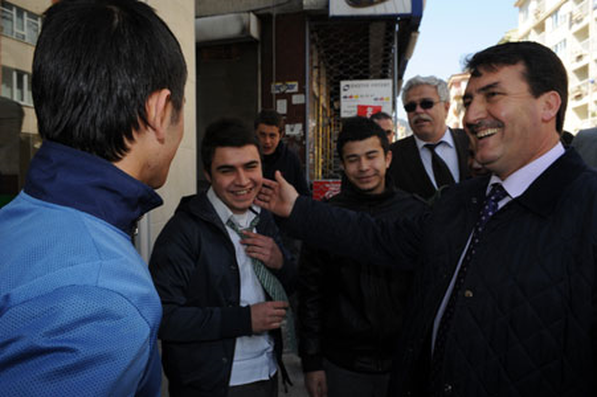 Dündar\'a 7\'den 70\'e Büyük Sevgi