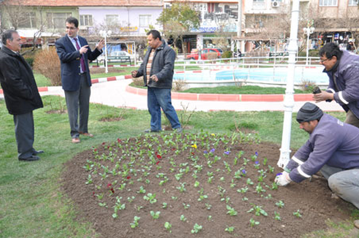 Dursunbey Çiçek Açıyor