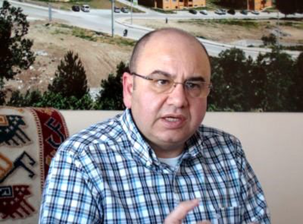Gediz\'de 1970 Depreminde Hayatını Kaybedenler Anıldı