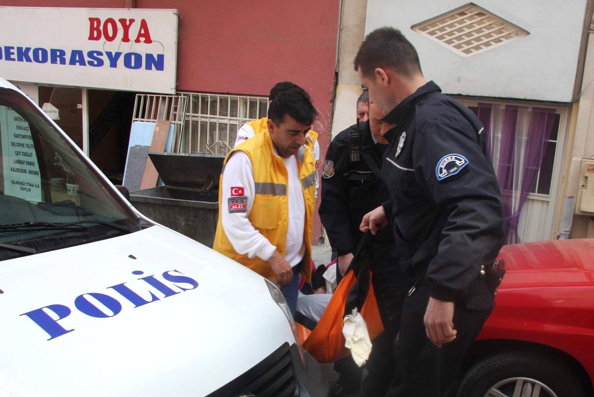 Genç Kadın Doğalgazı Açarak Ölmek İstedi