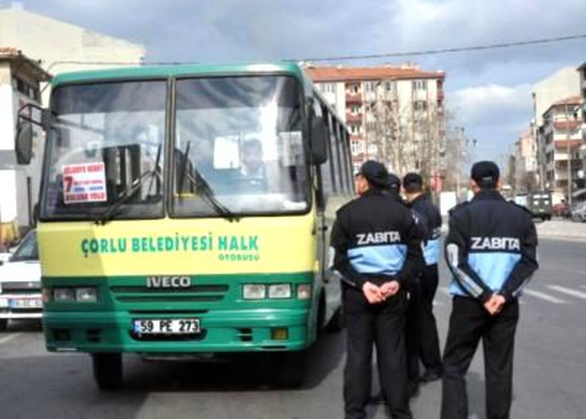 Halk Otobüsleri Trafikten Men Edildi