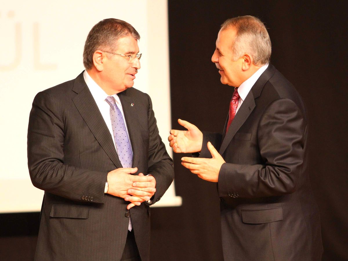 İçişleri Bakanı İdris Naim Şahin\'den 4027 ile Eğitime Destek