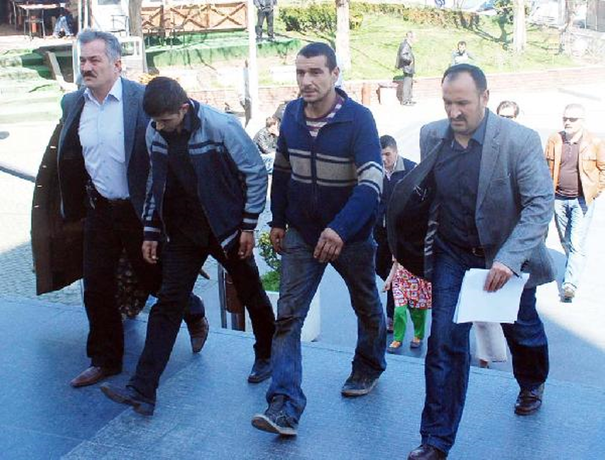 İnternette Tanıştıkları 16 Yaşındaki Genç Kıza Tecavüz Eden 2 Kişi Tutuklandı