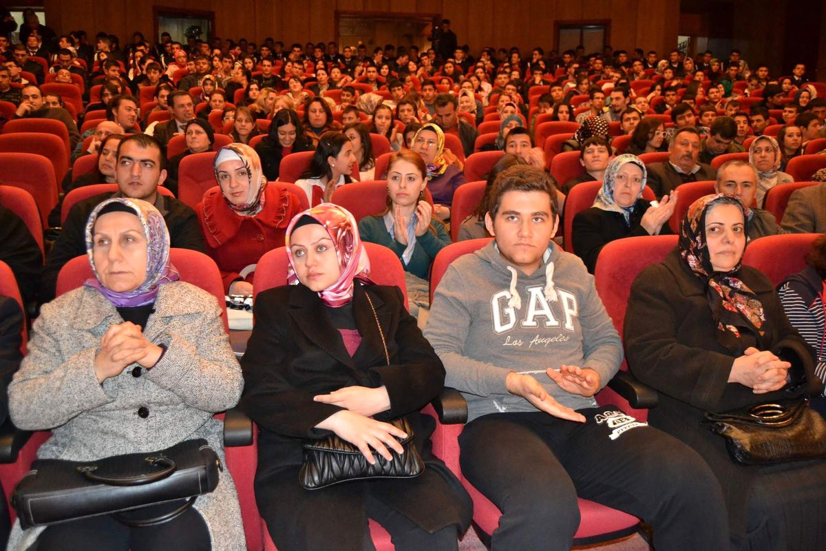 Kayseri'de 27 Mart Dünya Tiyatrolar Günü Kutlandı