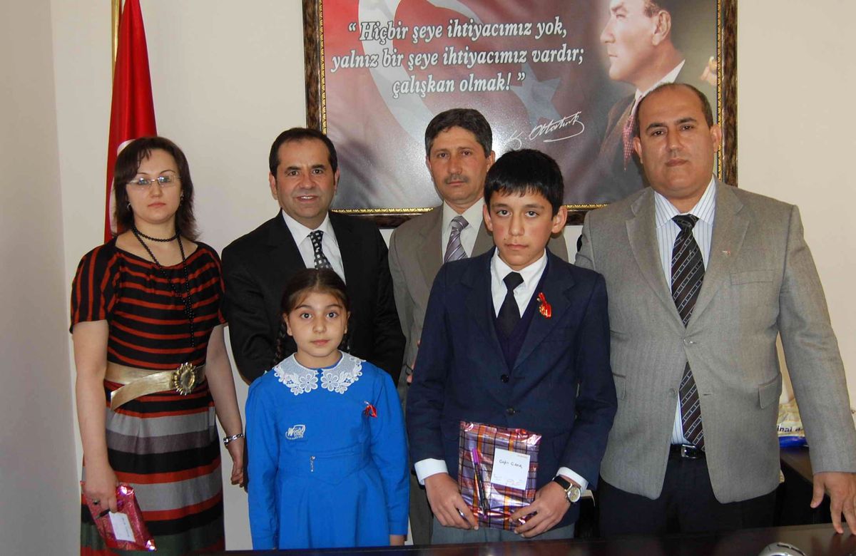 Kitap Kurtlarına Kaymakam Ödülü