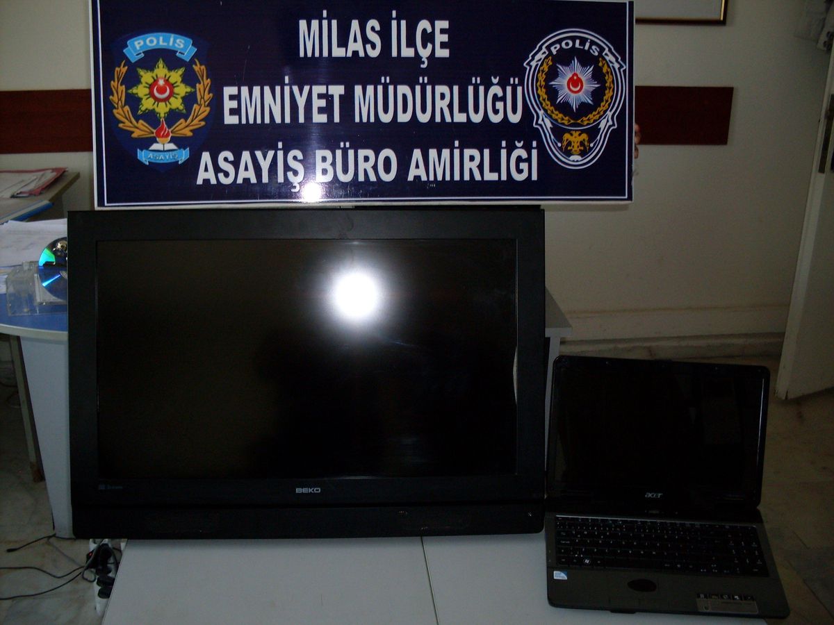 Lcd Hırsızları Yakalandı