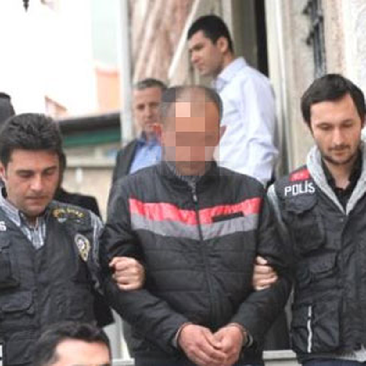 Liseli Kızlara Cinsel İstismarda Bulunan Bir Kişi Yakalandı