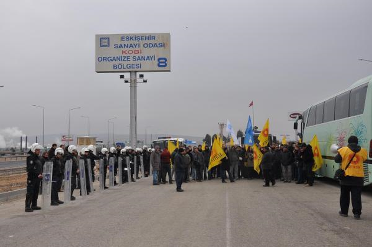 Memurlar Yht\'le Ankara\'ya Gitti