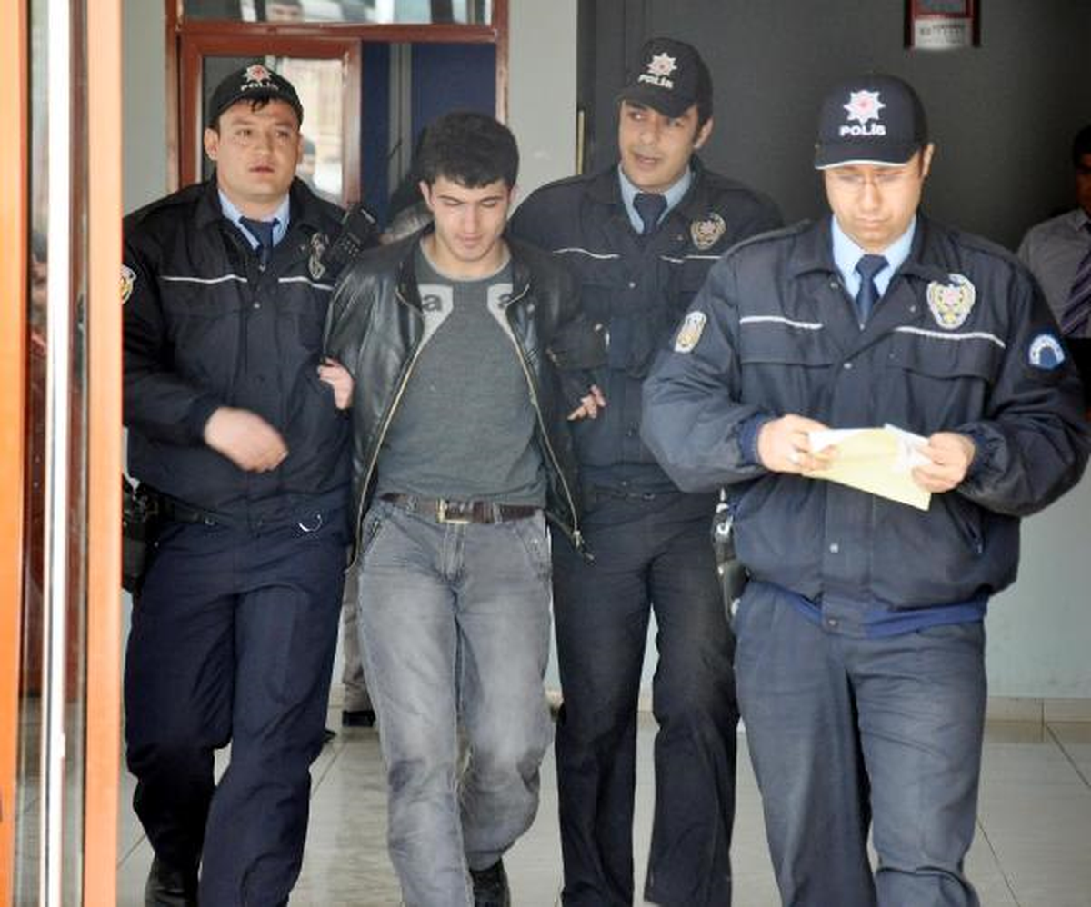 Motosiklet Hırsızı Tarlada Yakalandı
