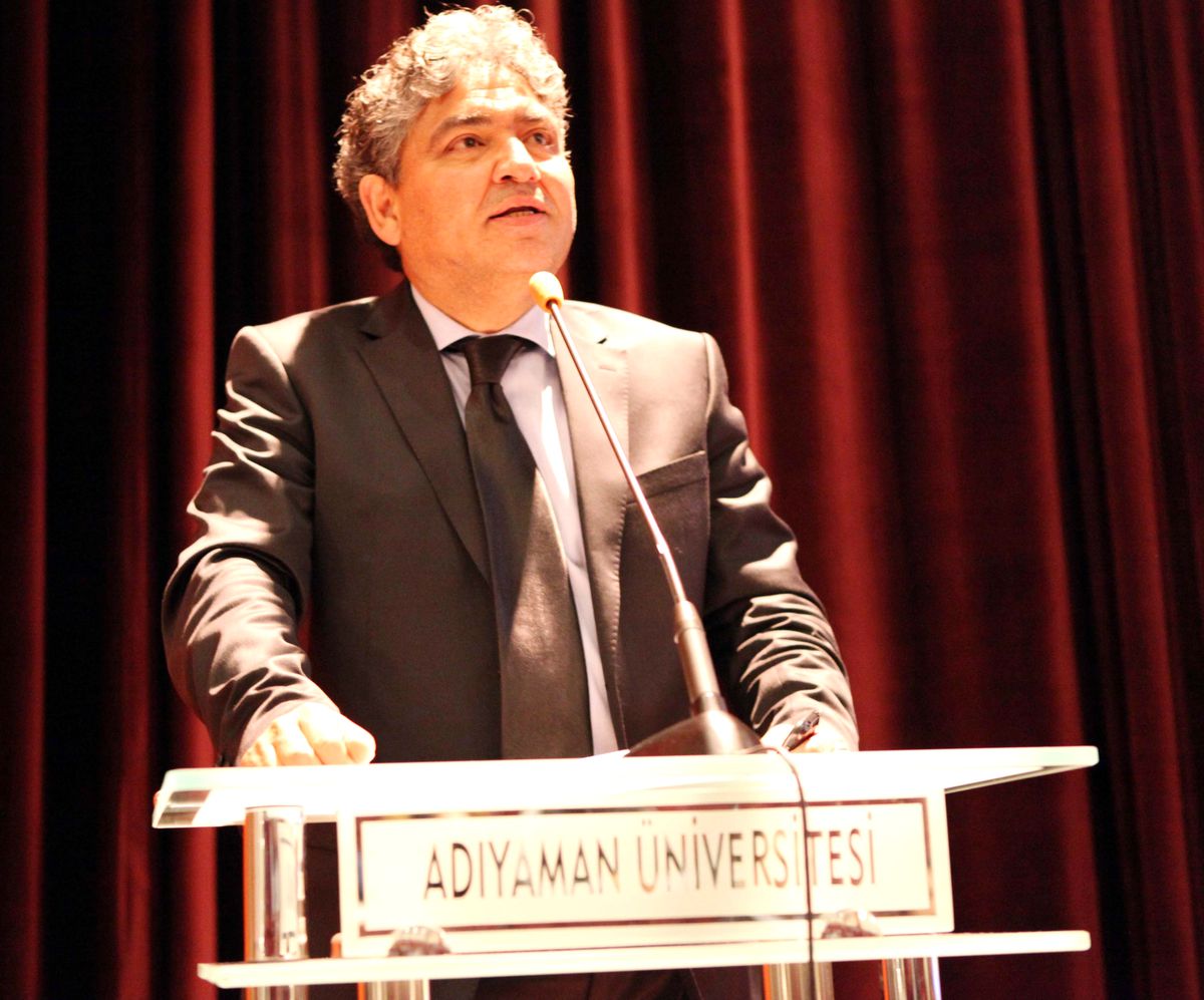 Öğrenciler, Seyahatlerinde Staj Yapacak