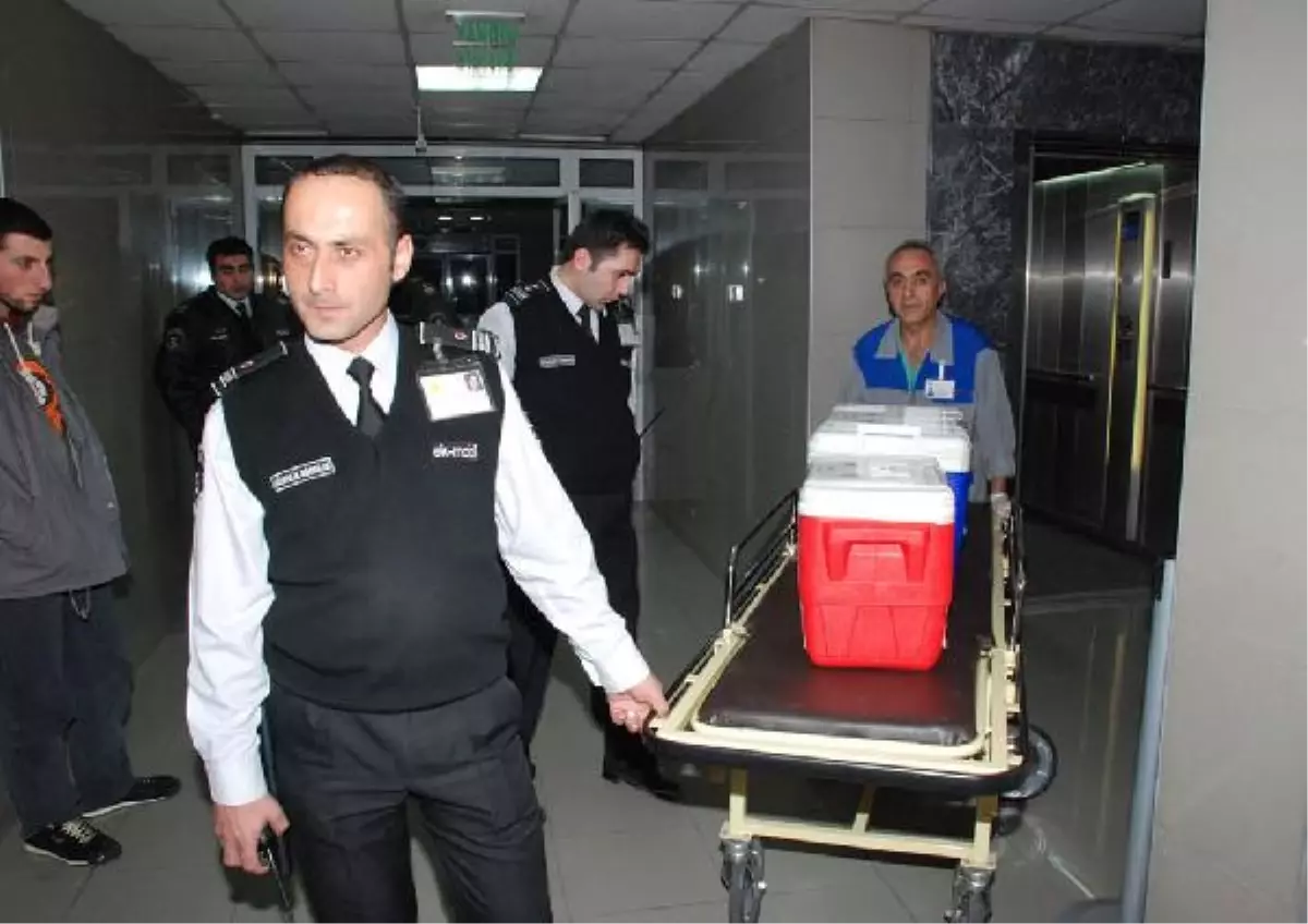 Oğullarının Organları Bağışlayan Aile Pişman Oldu