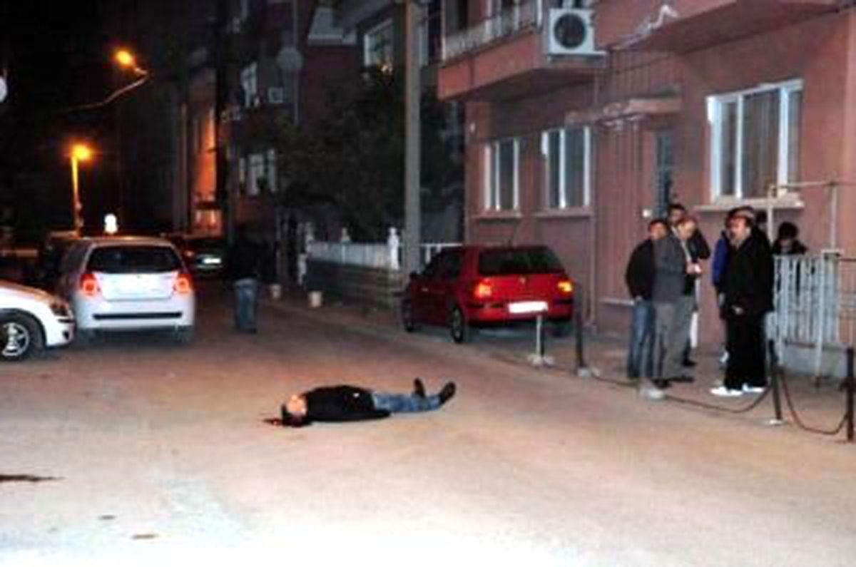 Pazar Günü Kendini Vuran Şahıs Hastanede Öldü