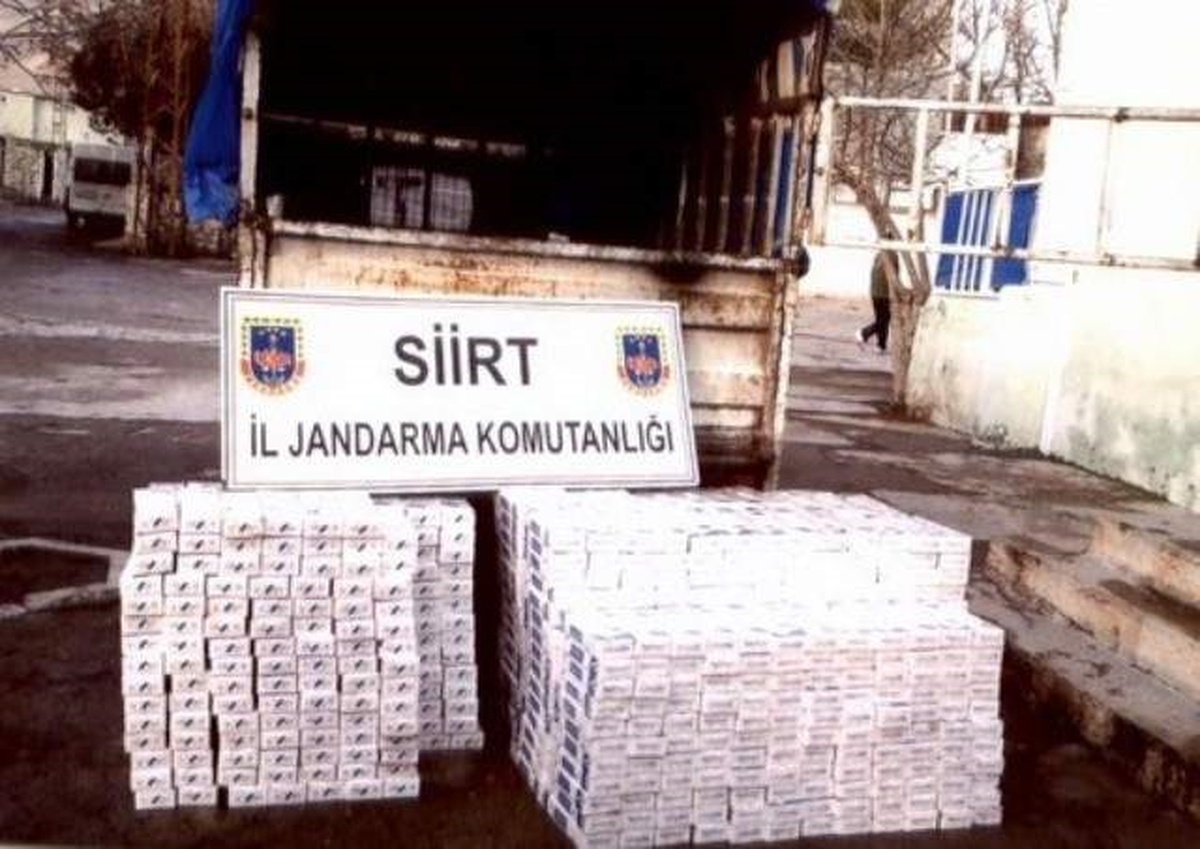 Pervari\'de 9 Bin Paket Kaçak Sigara Ele Geçirildi