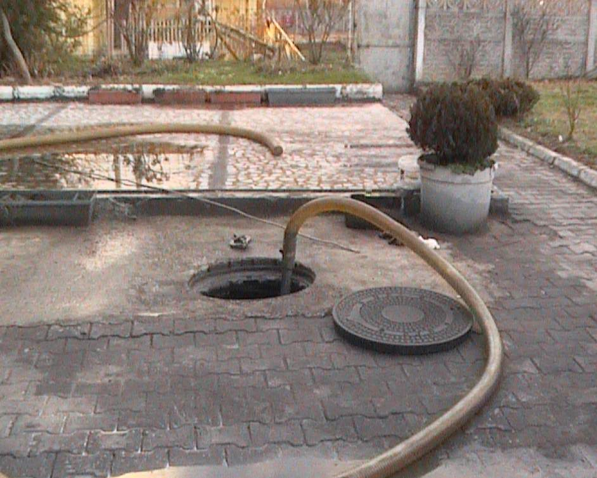 Sakarya\'da 16 Bin 400 Litre Kaçak Motorin Ele Geçirildi