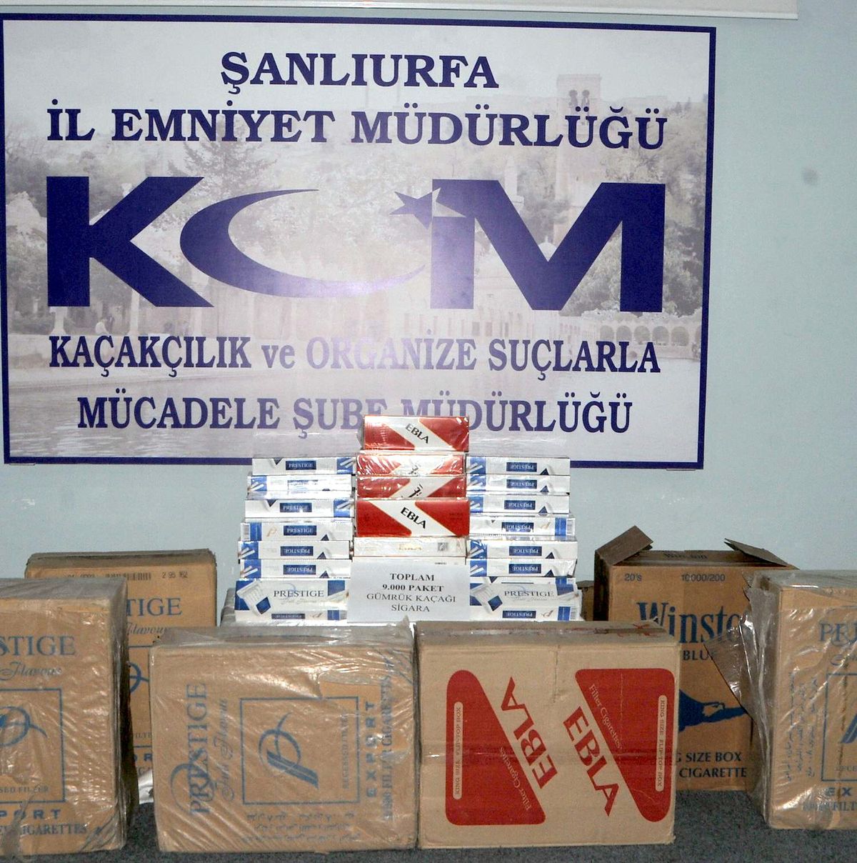 Şanlıurfa\'da 9 Bin Paket Kaçak Sigara Ele Geçirildi