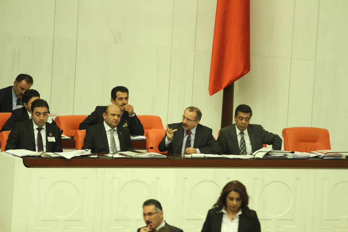 TBMM Genel Kurulu\'nda Gerginlik