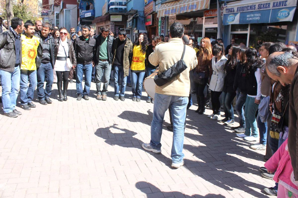 Tunceli\'de 4+4+4 Protestosu Başladı