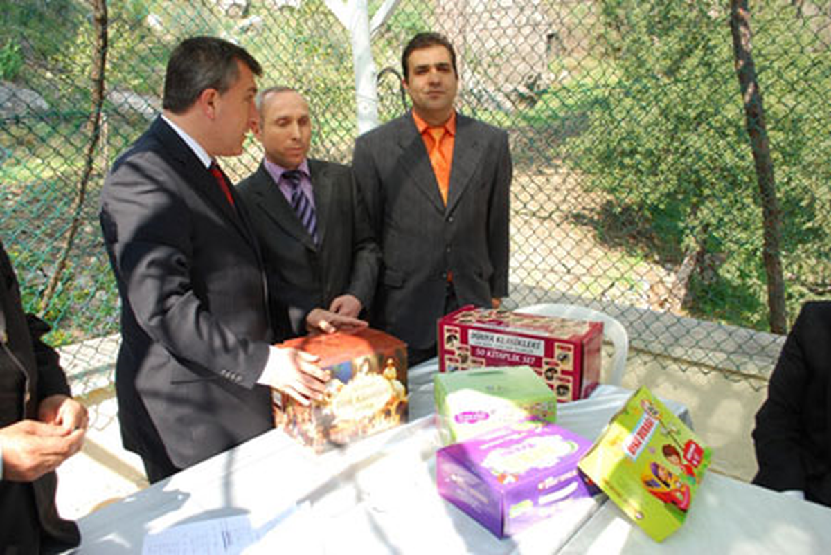 Türkiye Okuyor Kampanyası Projesi