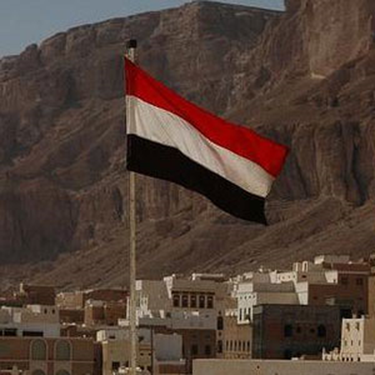 Yemen\'de Konsolos Yardımcısı Kaçırıldı