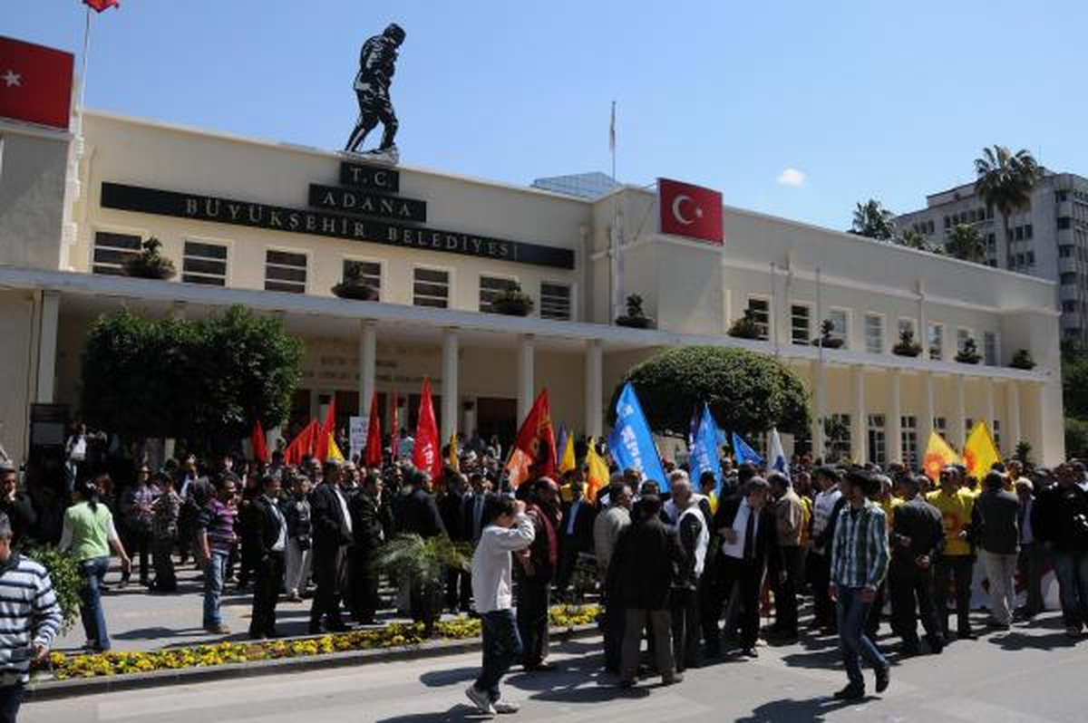 4+4+4 Yürüyüşünde Eylemciler Yol Kapattı