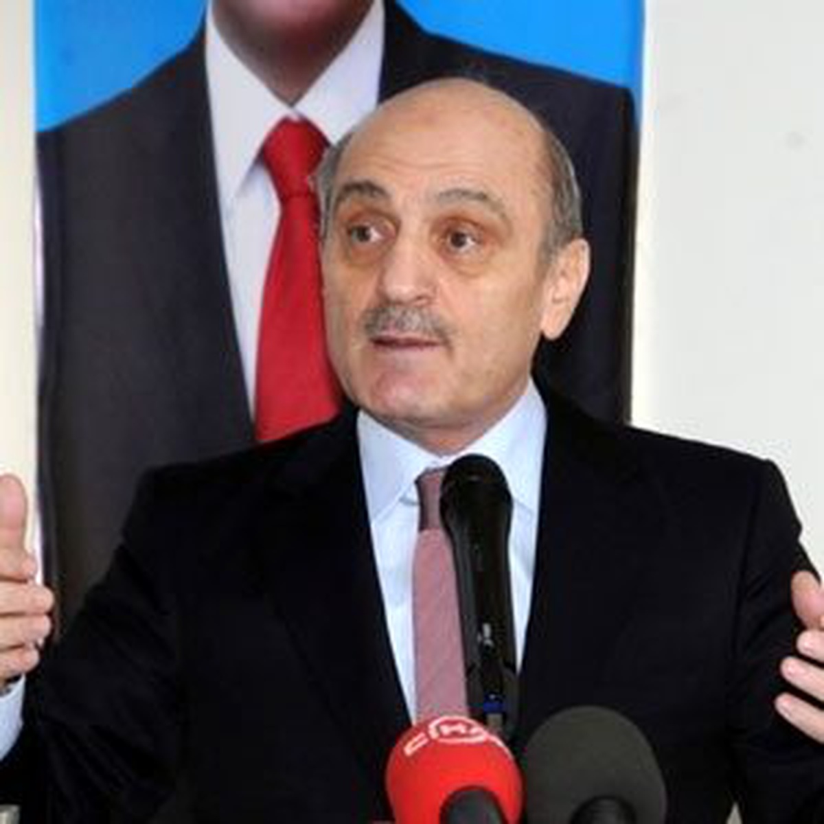 Bakan Erdoğan Bayraktar, Cenaze Törenine Katıldı