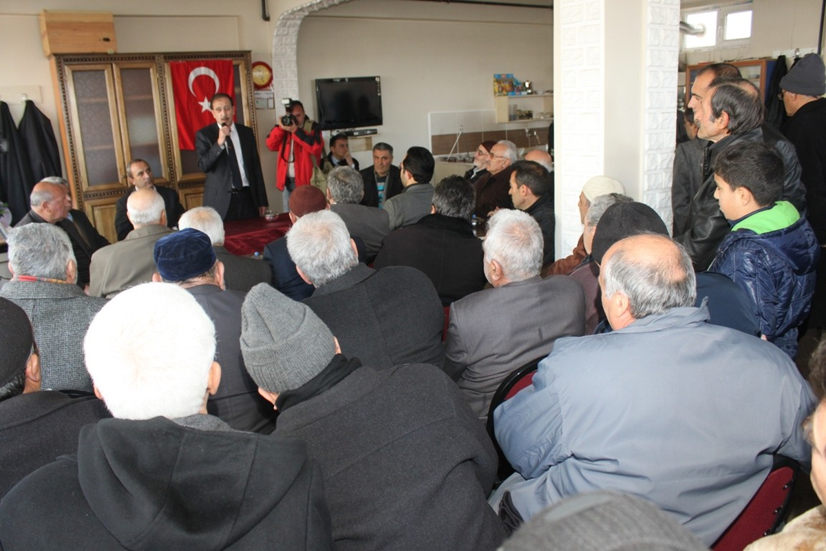 Başkan Bulutlar Mahallelinin Sorunlarını Dinledi