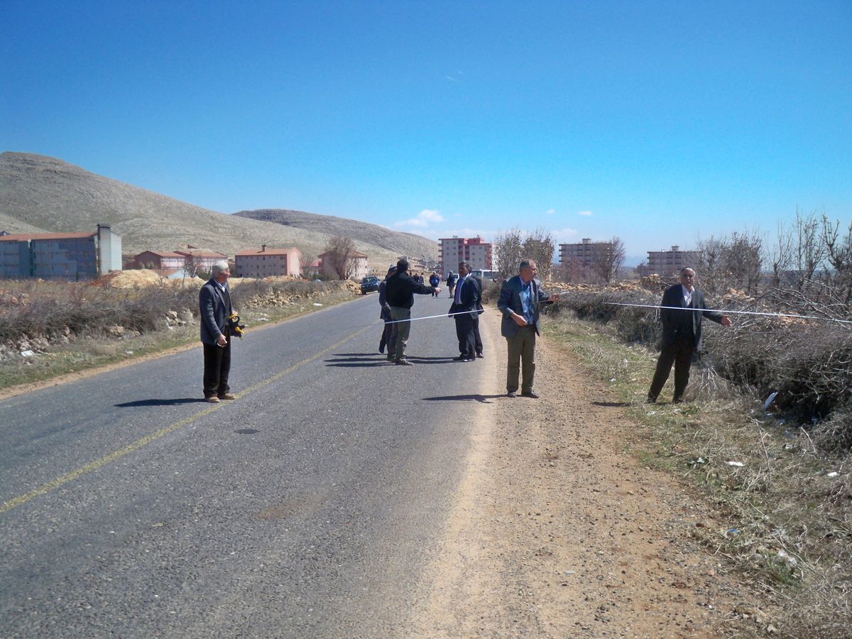 Dargeçit Belediyesi Yol Çalışmalarına Başladı