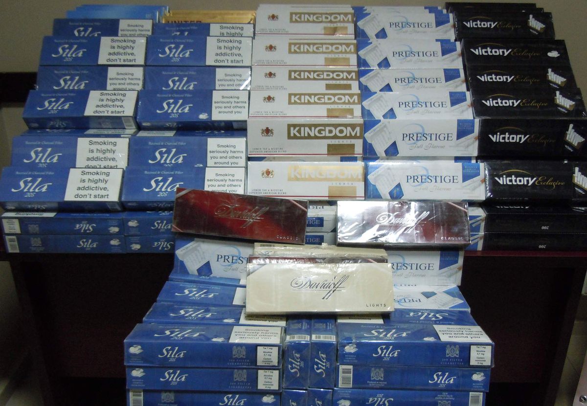Denizli\'de Uyuşturucu Hap ve Kaçak Sigara Operasyonu