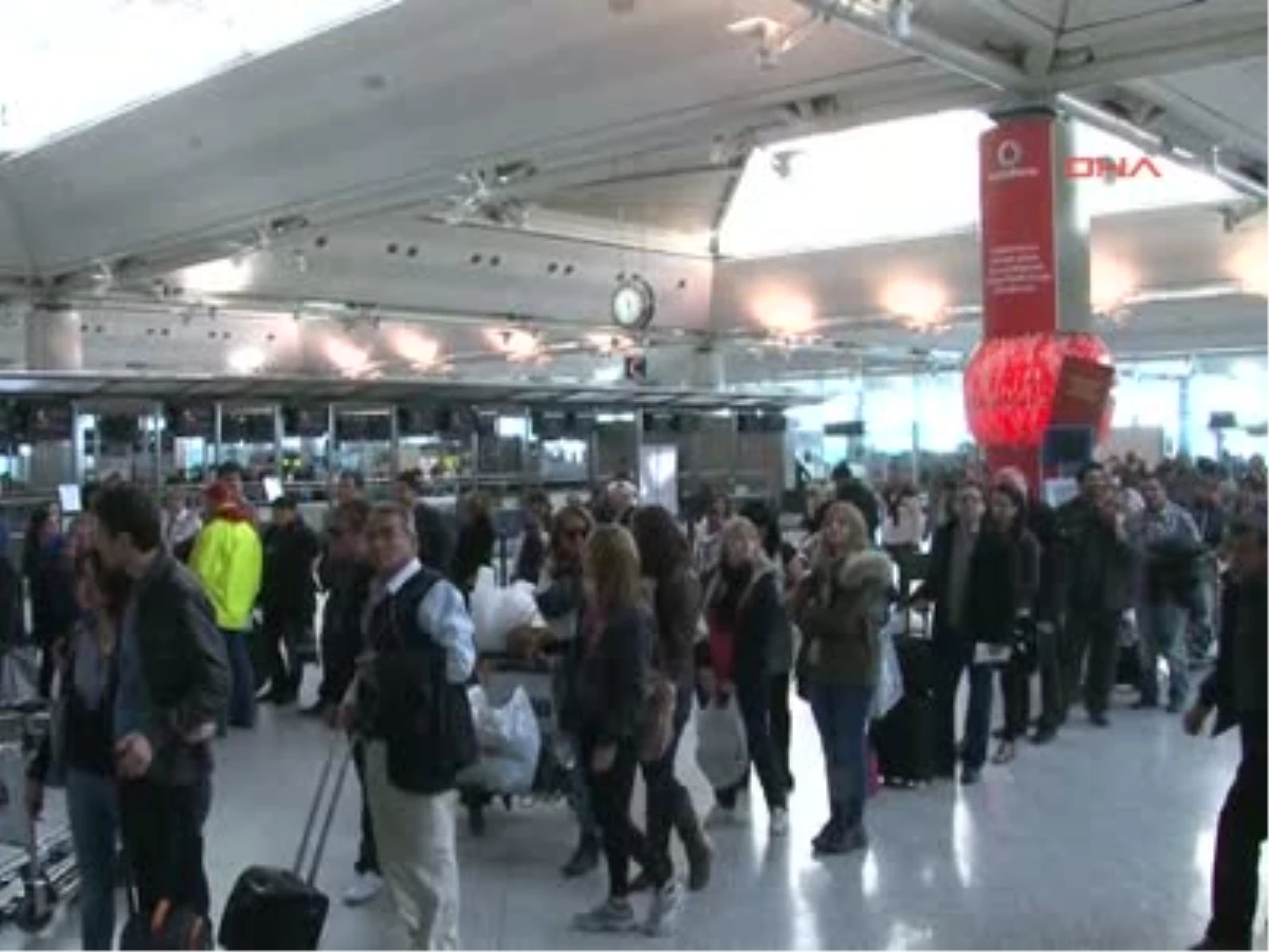 Havalimanında "Açık Kapı" Yoğunluğu
