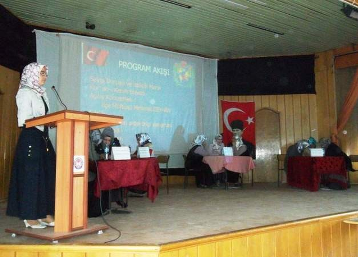 Hisarcık'ta Kız Kur'an Kursları Arası Bilgi Yarışması