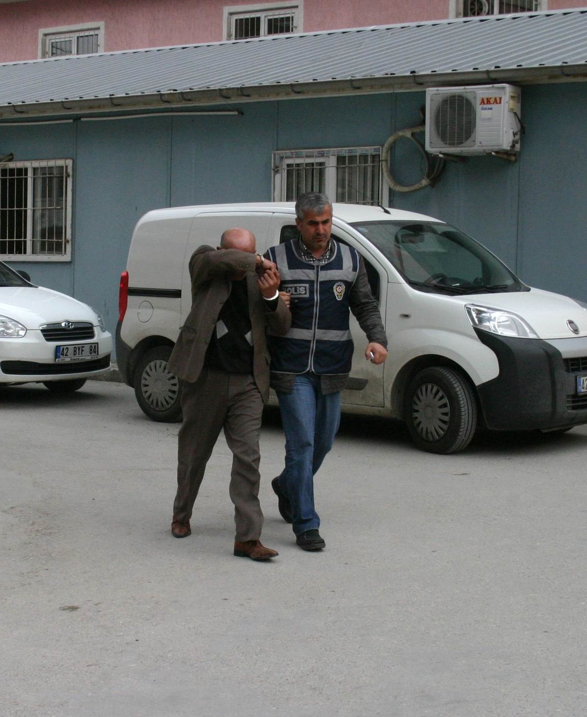 İflas Etti Kuryelik Yapmaya Başladı