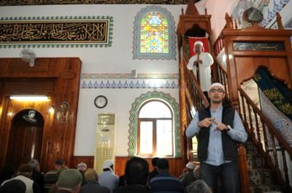 İşitme Engelliler İçin Vaaz ve Hutbe