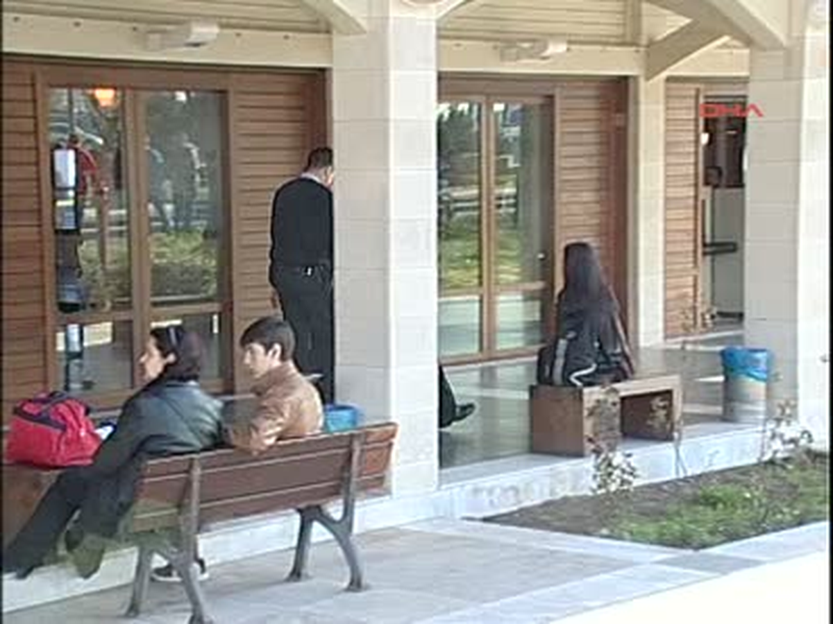 İskeleden Denize Düşen Temizlik İşçisi Boğuldu