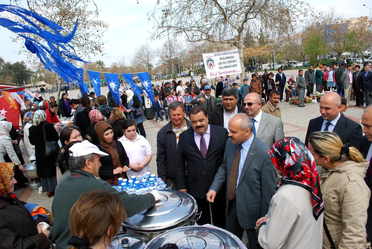 Kaymakam Peynircioğlu Kermesleri Ziyaret Etti