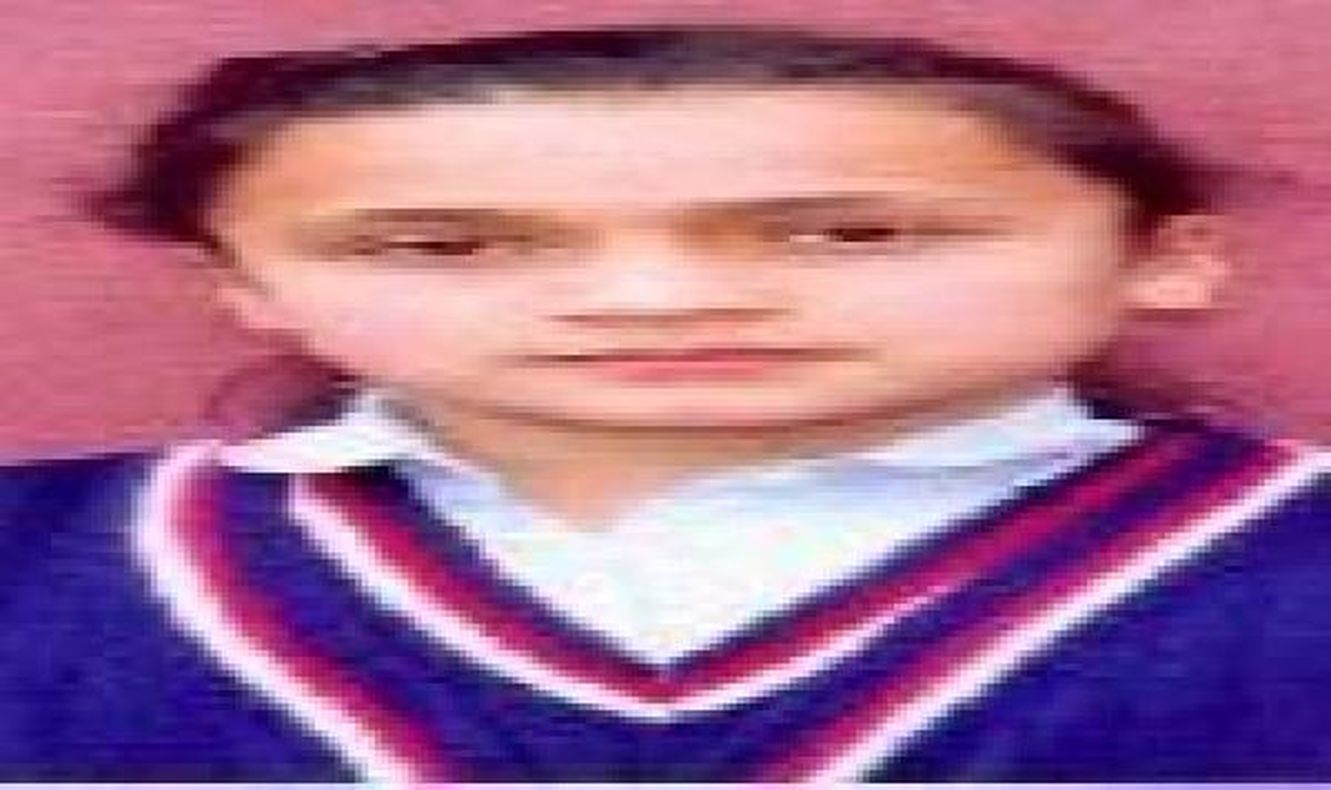 Kız Öğrenci, Yurtta 4'üncü Kat Penceresinden Atladı