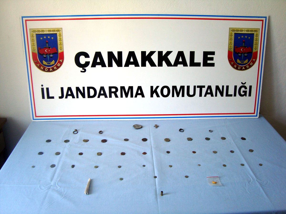 Lapseki\'de Tarihi Eser Operasyonu