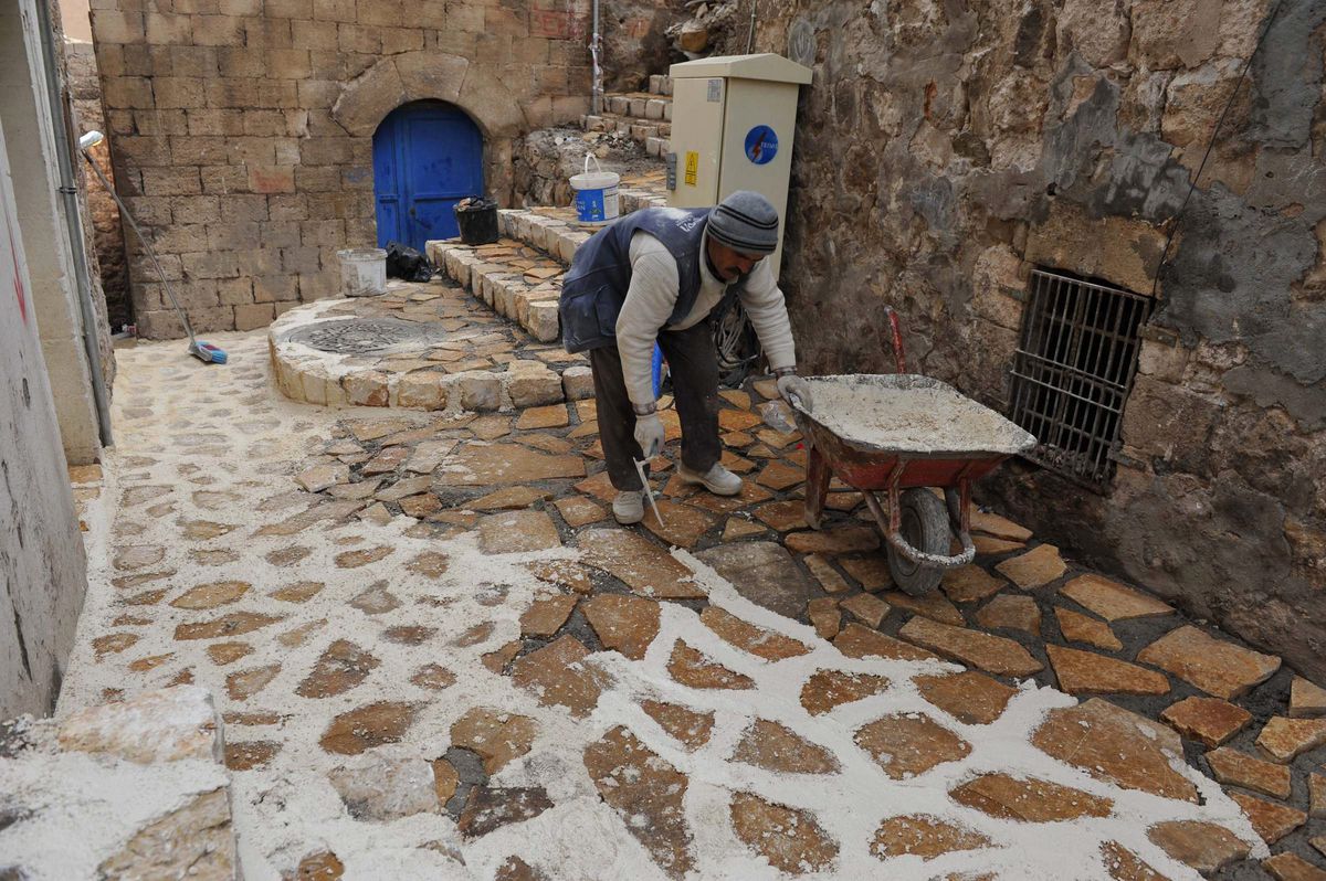 Mardin\'de Altyapı Çalışmaları Devam Ediyor