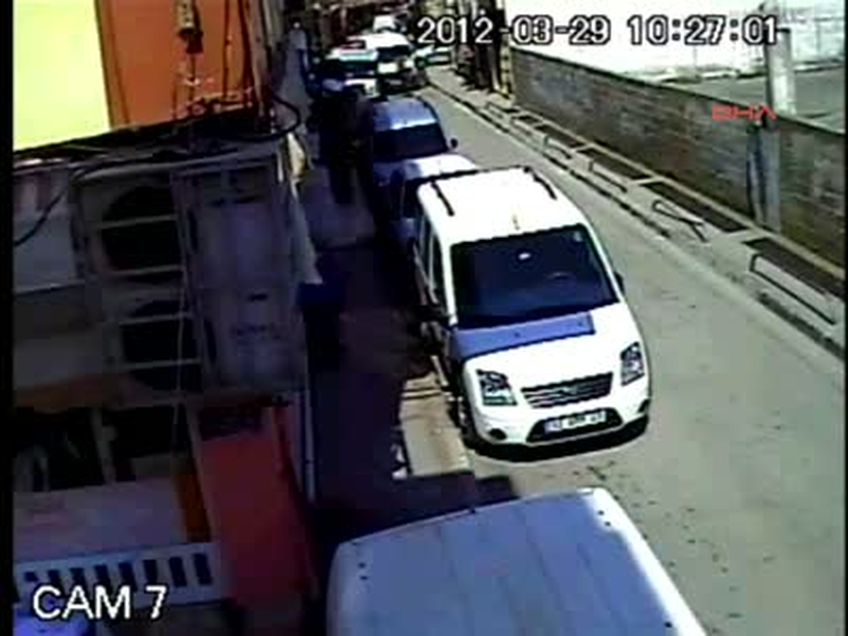 Mersin\'de Kar Maskeli Silahlı Soygun Girişimi