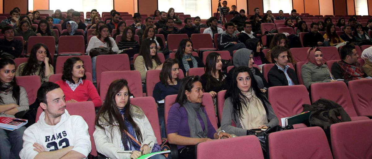 "Ne Olacak Benim Geleceğim" Konferansı