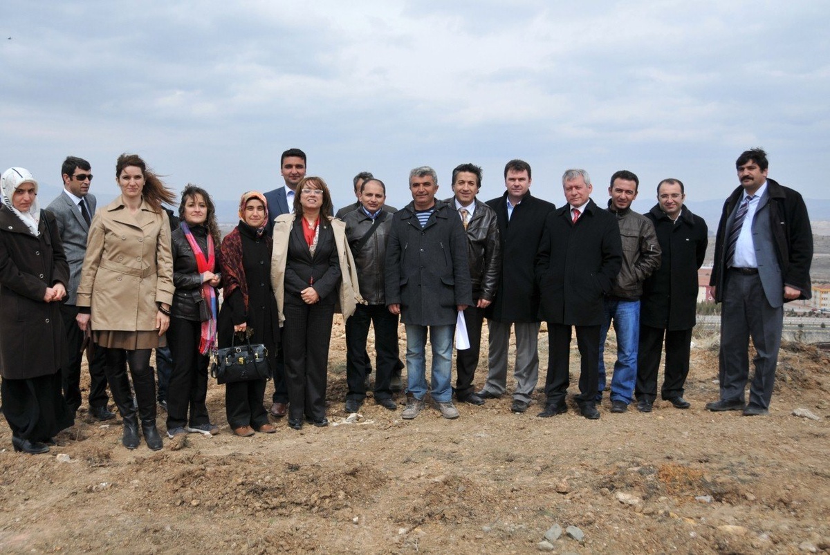 Neü Rektörü Kılıç, Lojman ve Toplu Konut İnşaat Alanlarında İncelemelerde Bulundu